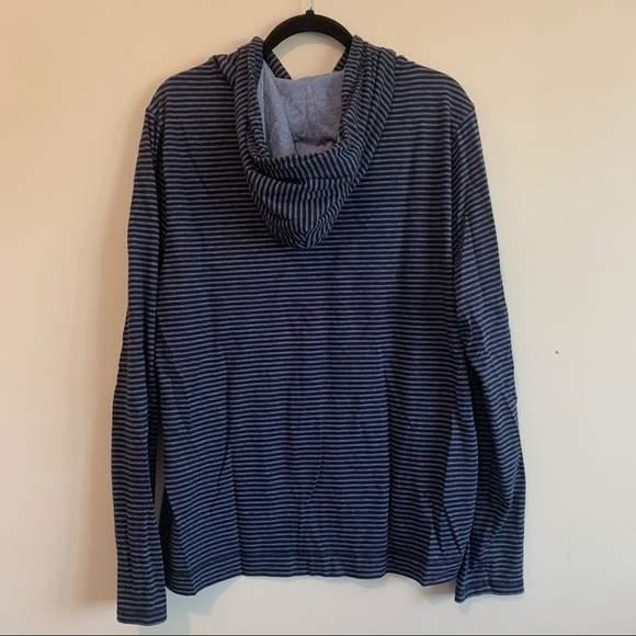 Hollister Hoodie - Picture 2 of 2